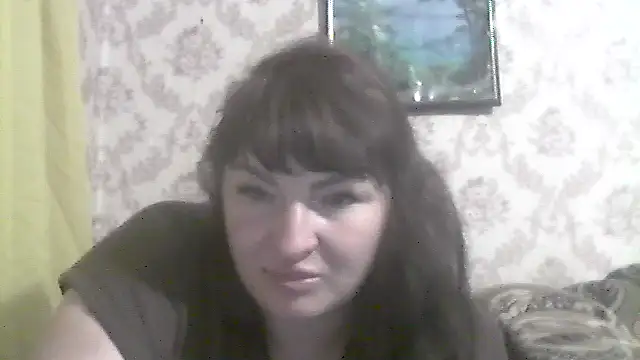 Snapshot of AllinaKis chatting on 04/07/26, 07:36 AllinaKis online show from 04/07/26, 07:36