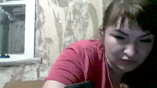Snapshot of AllinaKis chatting on 06/27/26, 07:19 AllinaKis online show from 06/27/26, 07:19