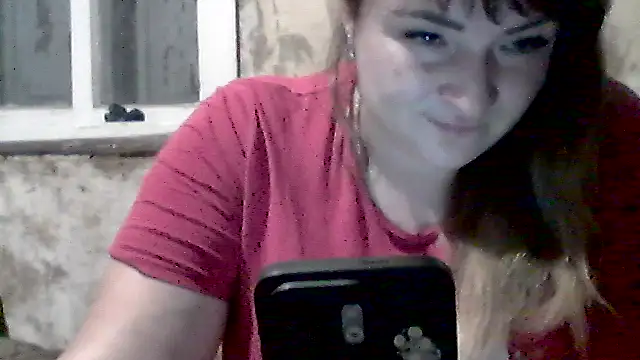 Snapshot of AllinaKis chatting on 06/28/26, 12:44 AllinaKis online show from 06/28/26, 12:44