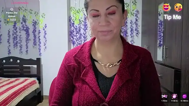 Snapshot of xxxMilexxx chatting on 03/30/26, 11:00 xxxMilexxx online show from 03/30/26, 11:00