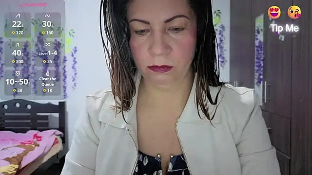 Snapshot of xxxMilexxx chatting on 03/31/26, 10:59 xxxMilexxx online show from 03/31/26, 10:59