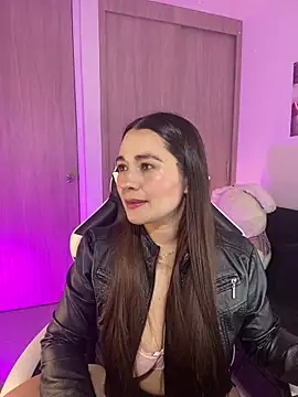 saray mendozaa online show from 06/02/26, 01:18