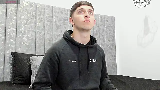 Snapshot of Calvin_Hunter chatting on 03/11/26, 02:50 Calvin Hunter online show from 03/11/26, 02:50