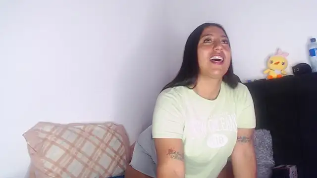 Snapshot of agathaklein chatting on 02/26/26, 01:54 agathaklein online show from 02/26/26, 01:54