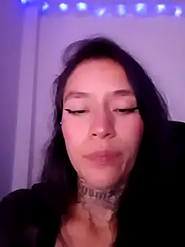 Snapshot of kataleya_23 chatting on 03/07/26, 11:24 kataleya 23 online show from 03/07/26, 11:24