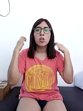 Snapshot of Eide-26 chatting on 03/24/26, 05:40 Eide-26 online show from 03/24/26, 05:40