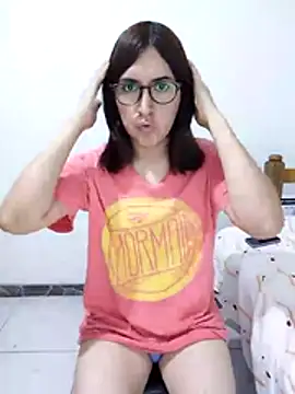 Snapshot of Eide-26 chatting on 03/28/26, 02:11 Eide-26 online show from 03/28/26, 02:11