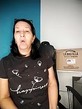 RosseLaure online show from 05/26/26, 04:14
