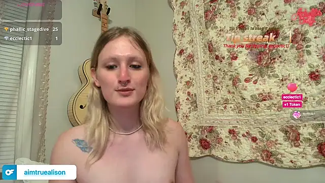 Snapshot of goddessalison chatting on 05/06/26, 03:24 goddessalison online show from 05/06/26, 03:24