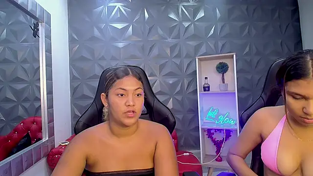 Snapshot of mayli_marie chatting on 04/27/26, 12:41 mayli marie online show from 04/27/26, 12:41