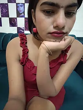 Snapshot of Alisha_Babyy chatting on 06/16/26, 02:47 Alisha Babyy online show from 06/16/26, 02:47