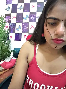 Snapshot of Alisha_Babyy chatting on 06/30/26, 02:45 Alisha Babyy online show from 06/30/26, 02:45