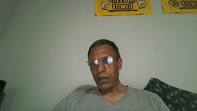 swimmer2496 online show from 04/28/26, 07:13