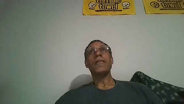 swimmer2496 online show from 05/04/26, 04:52