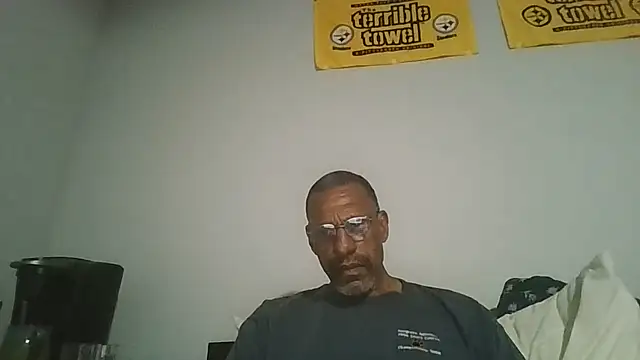 swimmer2496 online show from 07/12/26, 06:04