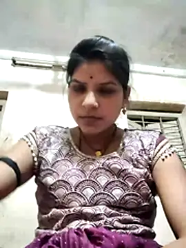 Snapshot of Radha_hot chatting on 06/26/26, 05:17 Radha hot online show from 06/26/26, 05:17