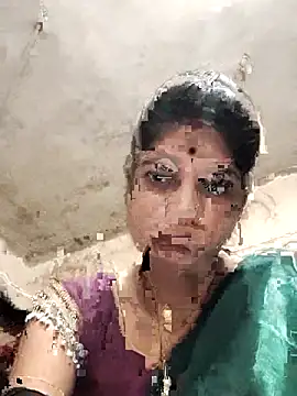 Snapshot of Radha_hot chatting on 07/09/26, 01:48 Radha hot online show from 07/09/26, 01:48