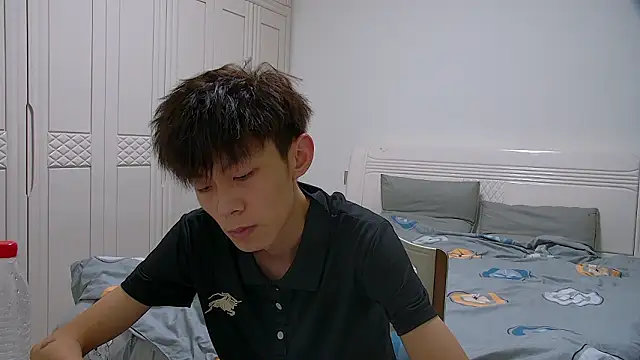 Snapshot of paofu-001 chatting on 03/13/26, 10:22 paofu-001 online show from 03/13/26, 10:22