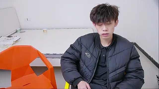 Snapshot of paofu-001 chatting on 03/31/26, 12:16 paofu-001 online show from 03/31/26, 12:16