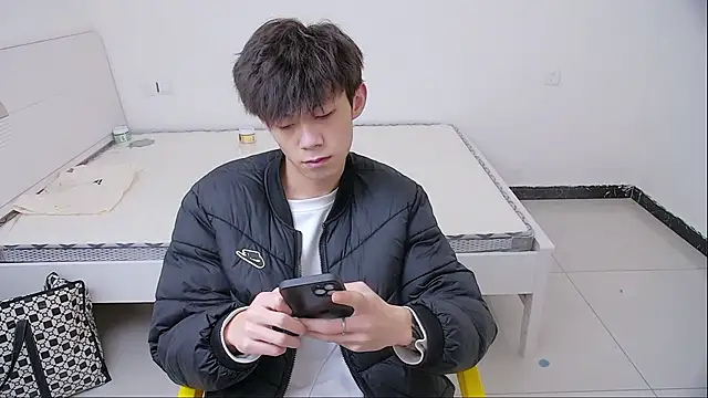 Snapshot of paofu-001 chatting on 04/02/26, 02:31 paofu-001 online show from 04/02/26, 02:31