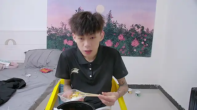 Snapshot of paofu-001 chatting on 04/09/26, 05:18 paofu-001 online show from 04/09/26, 05:18