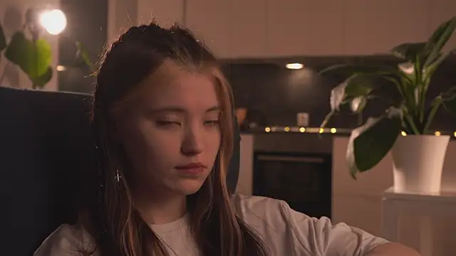 EleniRoeber online show from 02/16/26, 04:14