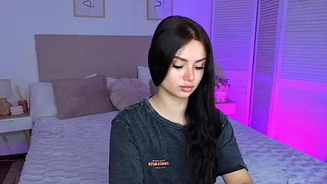 Snapshot of Silena_sky chatting on 07/12/26, 06:37 Silena sky online show from 07/12/26, 06:37