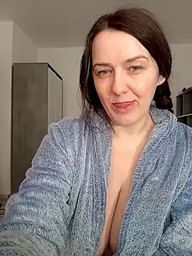 Snapshot of Angela_swet chatting on 03/28/26, 12:16 Angela swet online show from 03/28/26, 12:16