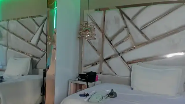 Snapshot of francis_20 chatting on 03/17/26, 01:25 francis 20 online show from 03/17/26, 01:25