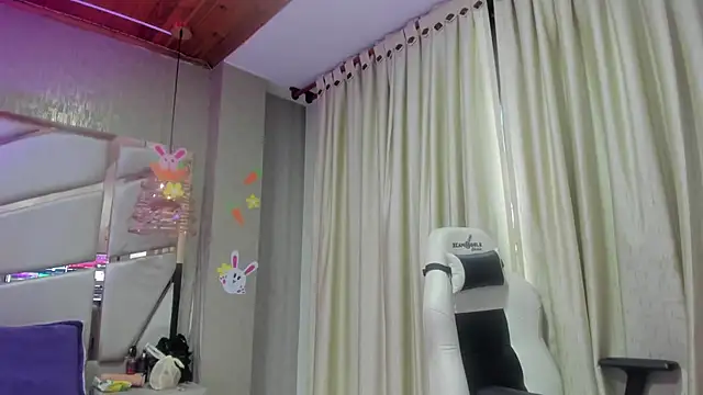 Snapshot of francis_20 chatting on 04/17/26, 01:14 francis 20 online show from 04/17/26, 01:14