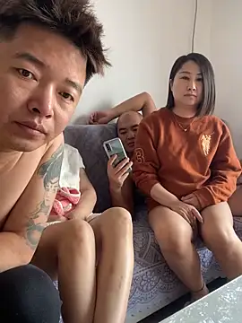 Snapshot of xiaotiantian-10 chatting on 03/15/26, 05:57 xiaotiantian-10 online show from 03/15/26, 05:57