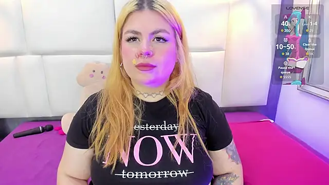 Snapshot of Martina_armos chatting on 04/08/26, 01:33 Martina armos online show from 04/08/26, 01:33