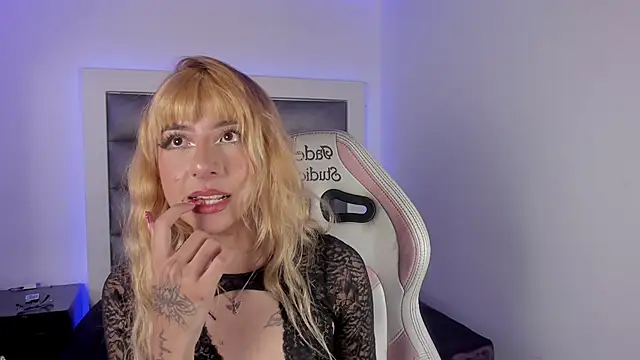 adhalee js online show from 01/17/26, 09:18