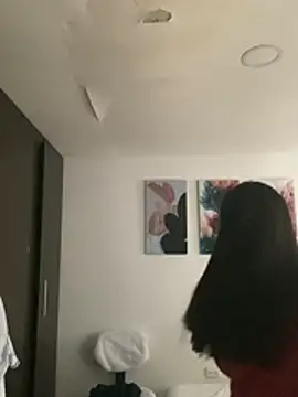 Snapshot of JuliaaVega chatting on 03/10/26, 01:27 JuliaaVega online show from 03/10/26, 01:27