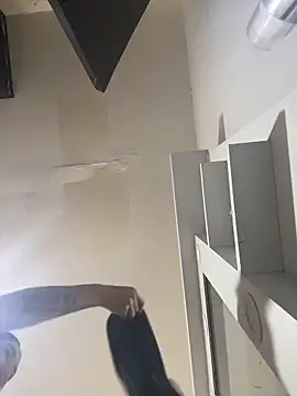 Snapshot of JuliaaVega chatting on 03/21/26, 12:10 JuliaaVega online show from 03/21/26, 12:10