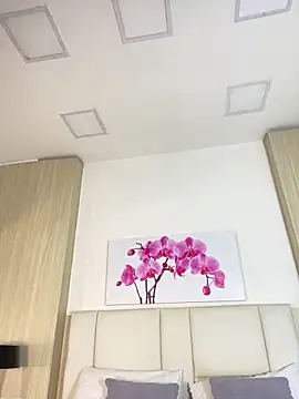 JuliaColemann online show from 05/26/26, 12:12