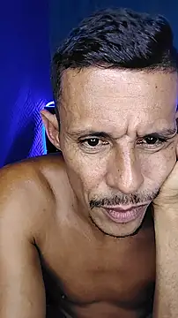 juanmaur22 online show from 02/10/26, 02:37