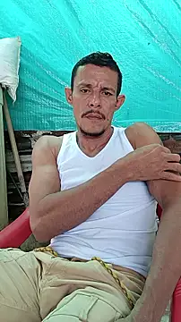 juanmaur22 online show from 02/27/26, 05:35