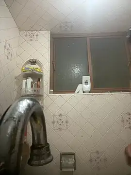 Jleonardolr online show from 03/09/26, 12:42