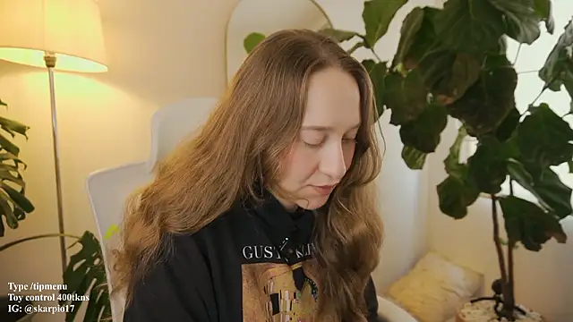 Snapshot of Scarlett_NoirMuse chatting on 02/02/26, 02:38 Scarlett NoirMuse online show from 02/02/26, 02:38