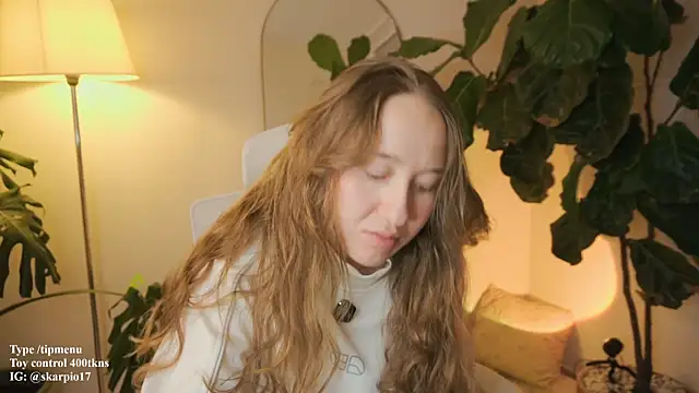 Snapshot of Scarlett_NoirMuse chatting on 02/22/26, 12:34 Scarlett NoirMuse online show from 02/22/26, 12:34