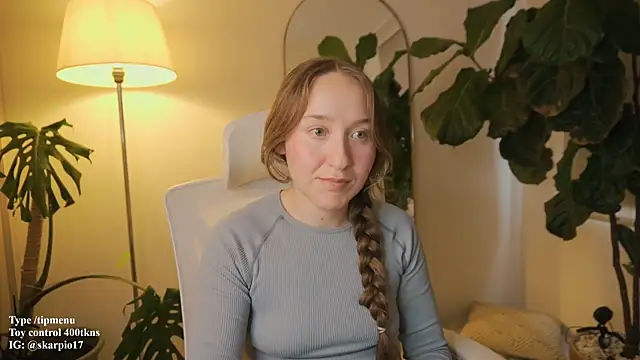 Snapshot of Scarlett_NoirMuse chatting on 03/09/26, 08:57 Scarlett NoirMuse online show from 03/09/26, 08:57