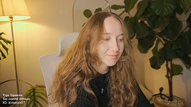 Snapshot of Scarlett_NoirMuse chatting on 03/25/26, 10:16 Scarlett NoirMuse online show from 03/25/26, 10:16