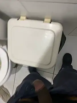 Snapshot of hudson19cm chatting on 03/03/26, 10:37 hudson19cm online show from 03/03/26, 10:37