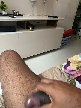 Snapshot of hudson19cm chatting on 03/08/26, 03:05 hudson19cm online show from 03/08/26, 03:05