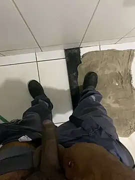 Snapshot of hudson19cm chatting on 03/19/26, 06:56 hudson19cm online show from 03/19/26, 06:56