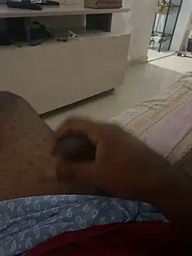 Snapshot of hudson19cm chatting on 03/23/26, 09:02 hudson19cm online show from 03/23/26, 09:02