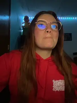 Snapshot of Vixroy7 chatting on 02/18/26, 01:12 Vixroy7 online show from 02/18/26, 01:12