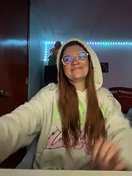 Snapshot of Vixroy7 chatting on 03/03/26, 10:37 Vixroy7 online show from 03/03/26, 10:37