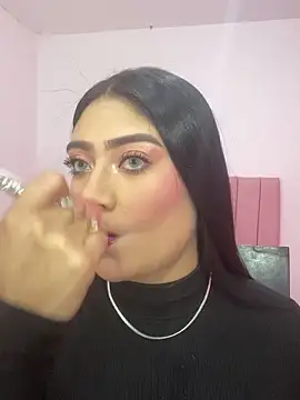 Snapshot of GabrielaZuluaga chatting on 04/14/26, 08:15 GabrielaZuluaga online show from 04/14/26, 08:15